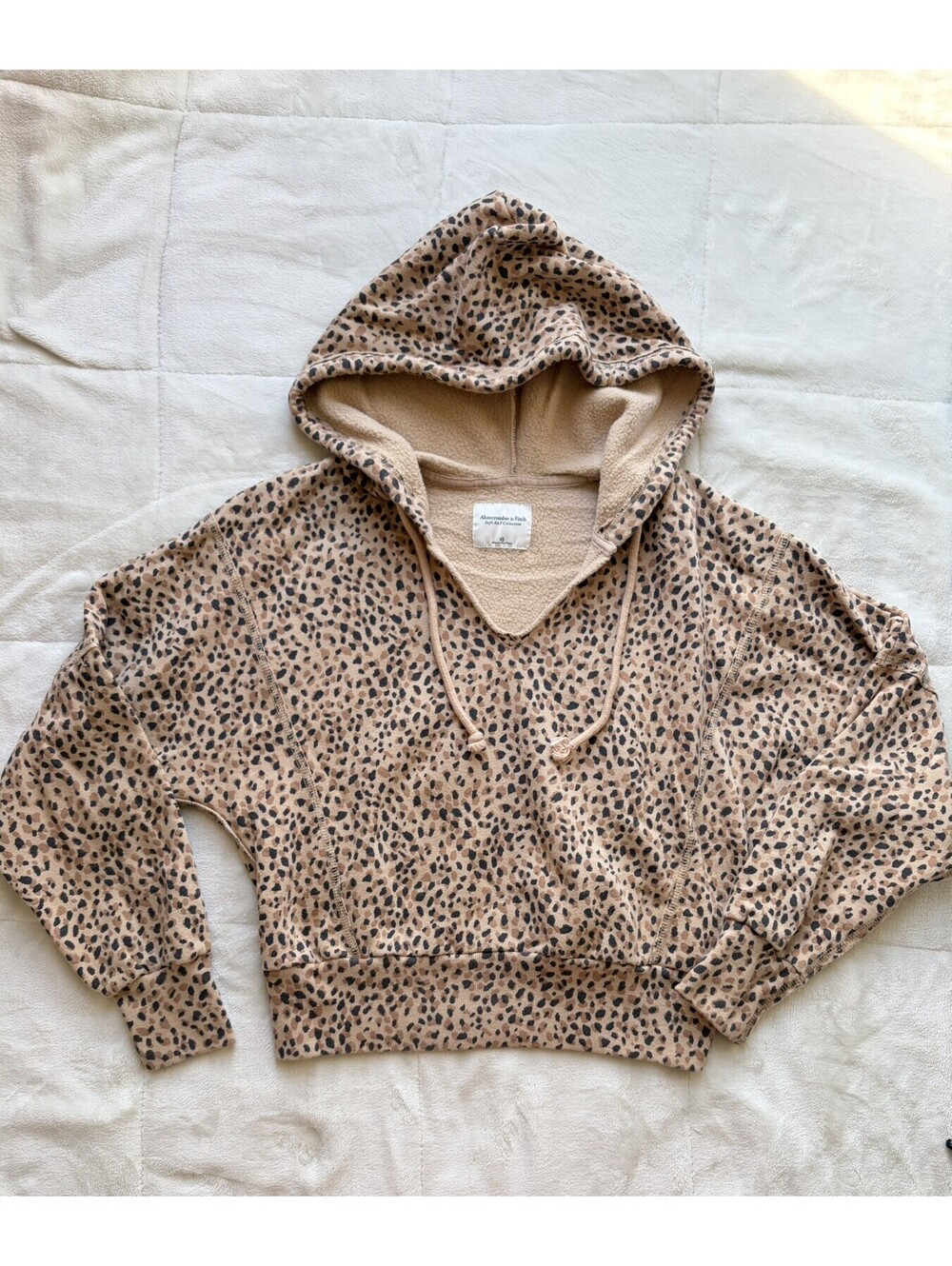 Abercrombie & Fitch Leopard Cropped Pullover Hoodie Sweater Size XS